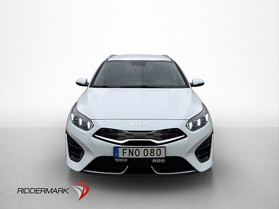 Kia Ceed 2 of 5