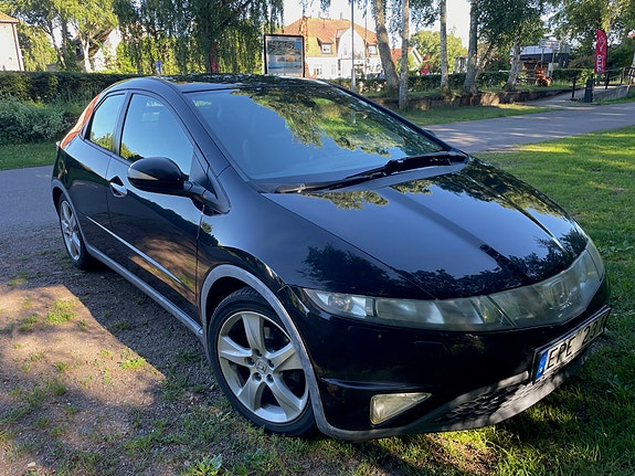Honda Civic 3 of 5