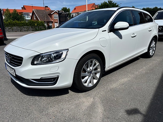 Volvo V60 3 of 12