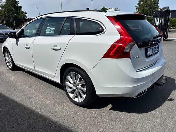 Volvo V60 5 of 12