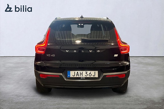 Volvo XC40 5 of 5