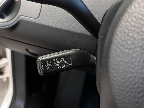 Volkswagen Golf I 18 of 18