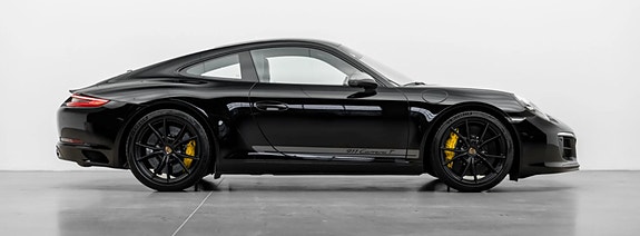 Porsche 911 3 of 5