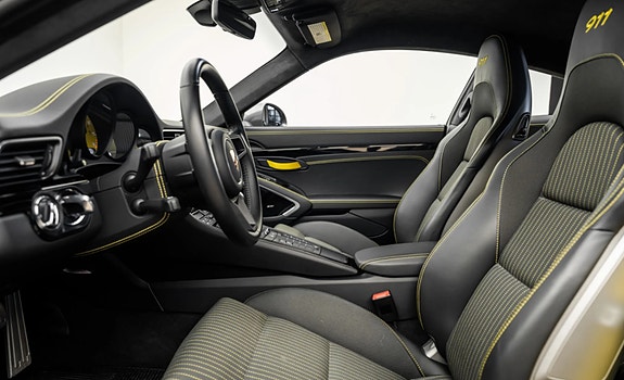 Porsche 911 5 of 5