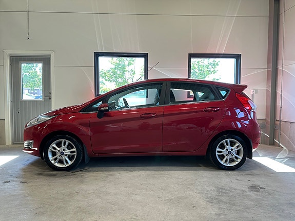 Ford Fiesta 3 of 5