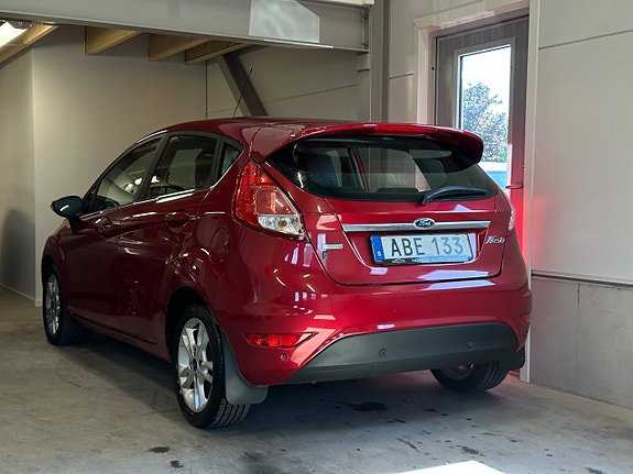 Ford Fiesta 5 of 5