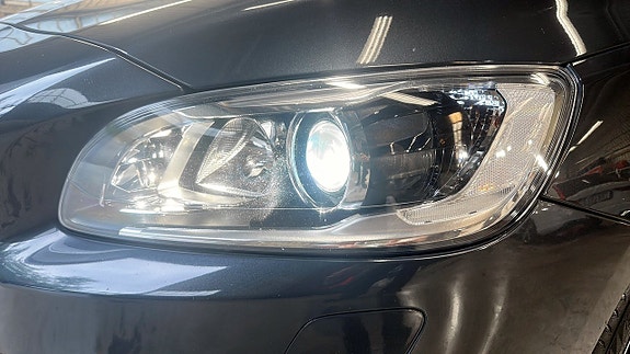Volvo V60 16 of 18