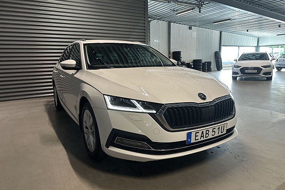 Skoda Octavia 3 of 5