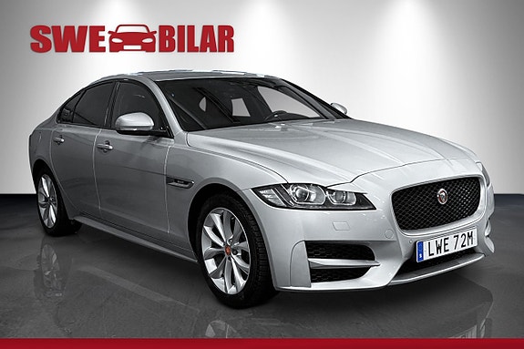 Jaguar XF 3 of 26
