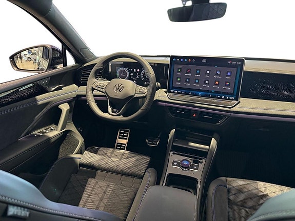 Volkswagen Tiguan 12 of 29
