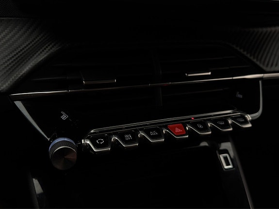 Peugeot 208 17 of 27