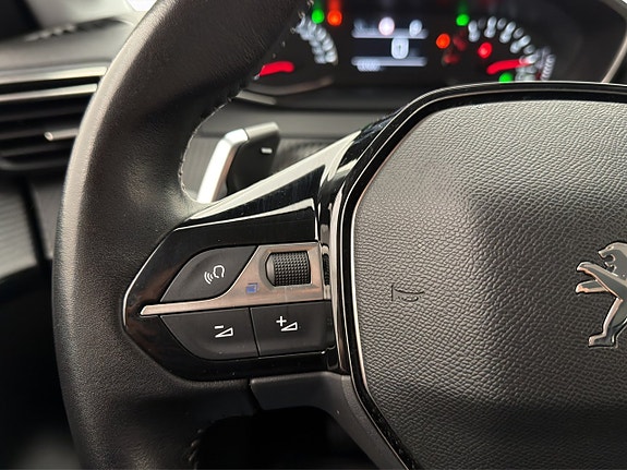 Peugeot 208 12 of 27