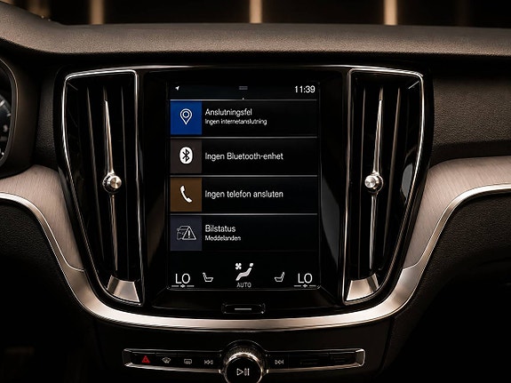 Volvo V60 Cross Country 15 of 15