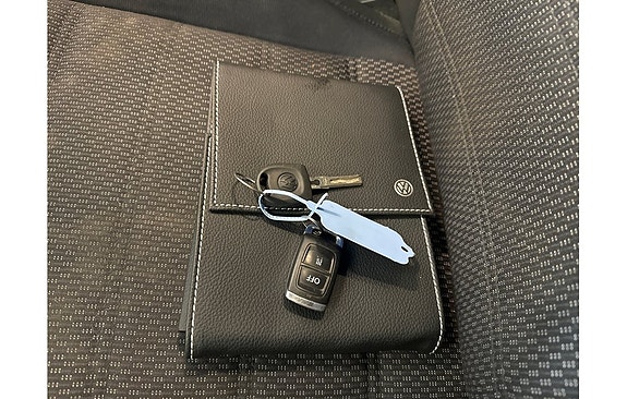 Volkswagen Amarok 12 of 14