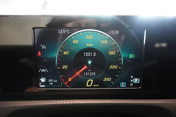 Mercedes-Benz A180 10 of 11