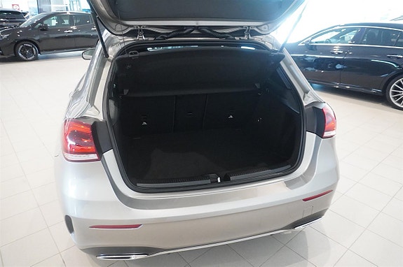 Mercedes-Benz A180 5 of 5