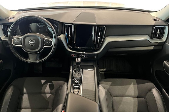 Volvo XC60 11 of 23