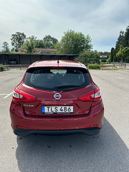 Nissan Pulsar 4 of 5