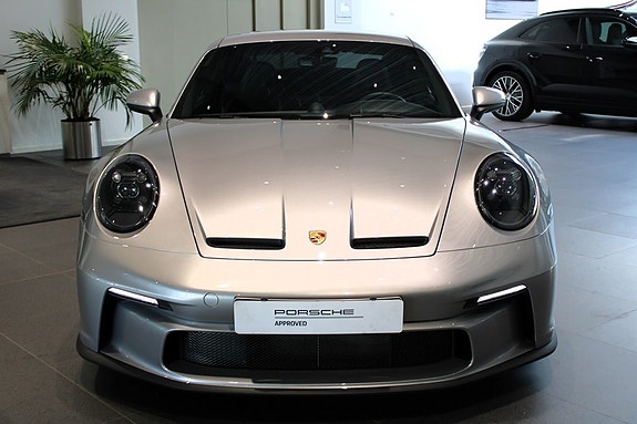 Porsche 911 5 of 5