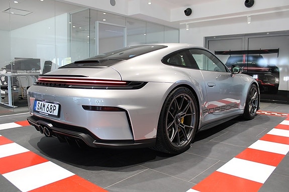 Porsche 911 5 of 5
