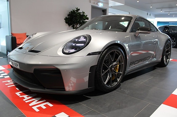 Porsche 911 6 of 23