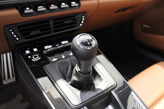 Porsche 911 18 of 23