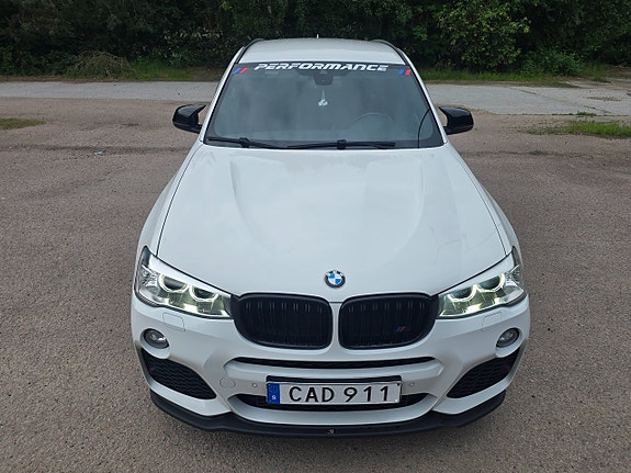 BMW X3 4 of 5