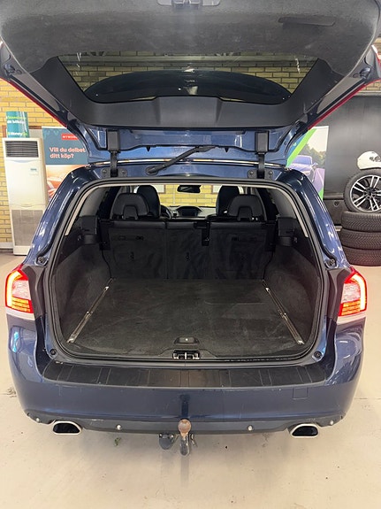 Volvo V70 8 of 8