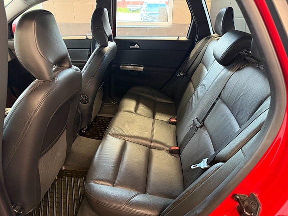 Volvo V50 9 of 13
