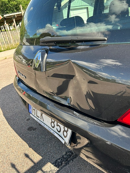 Renault Clio 3 of 3