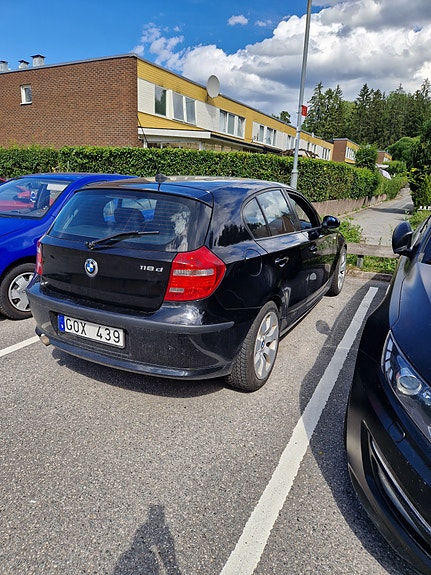 BMW 118d 7 of 8