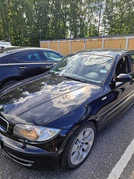 BMW 118d 8 of 8