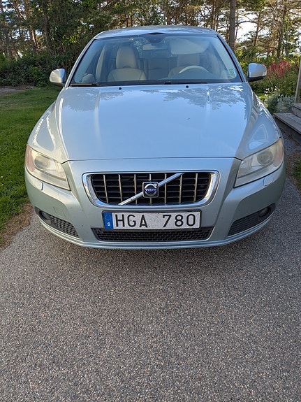 Volvo V70 5 of 10