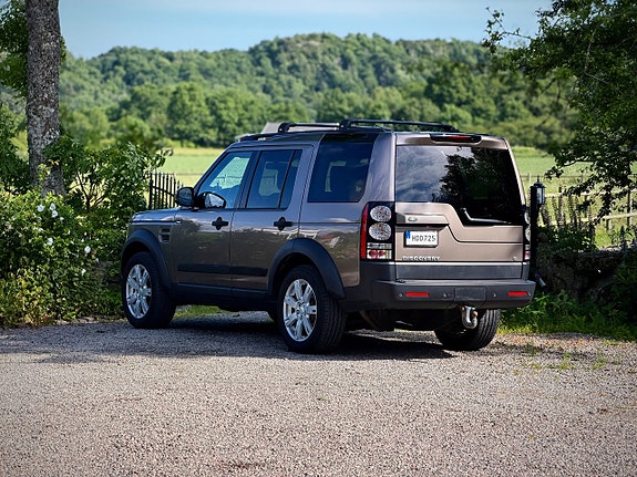 Land Rover Discovery 12 of 26