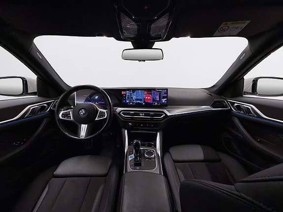 BMW i4 12 of 20