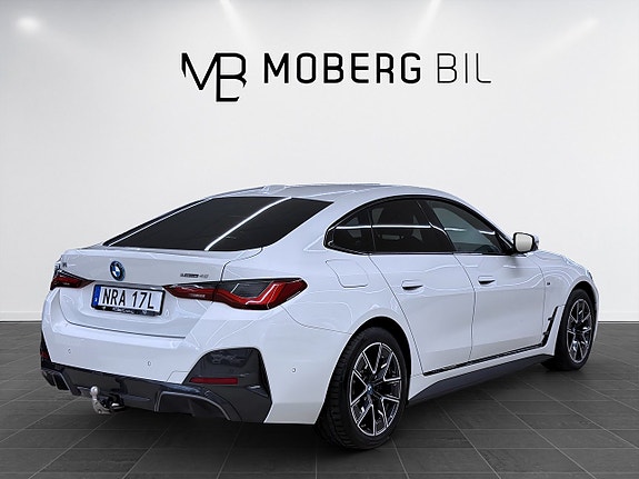 BMW i4 6 of 20