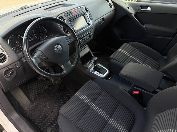 Volkswagen Tiguan 5 of 5