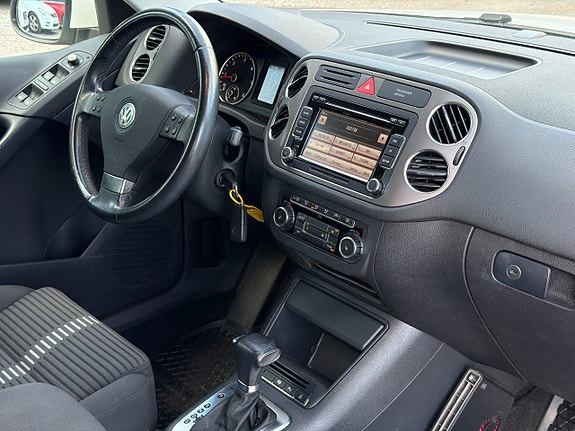 Volkswagen Tiguan 15 of 21
