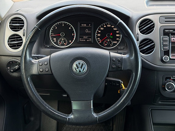 Volkswagen Tiguan 9 of 21