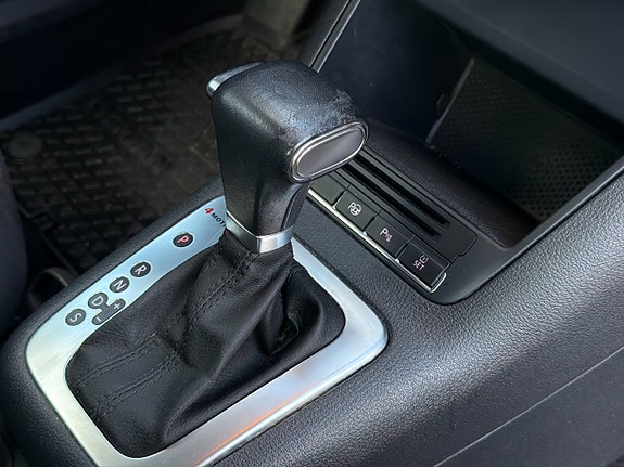 Volkswagen Tiguan 16 of 21