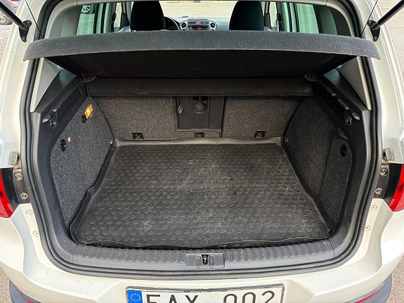 Volkswagen Tiguan 14 of 21