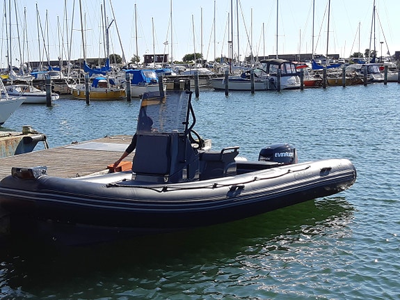 Zodiac Pro 5.5 med Evinrude E-TEC 90 HO 2 of 6