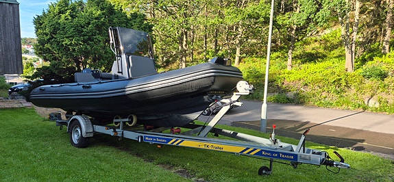 Zodiac Pro 5.5 med Evinrude E-TEC 90 HO 6 of 6