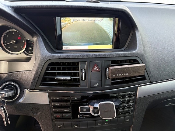 Mercedes-Benz E350 14 of 16
