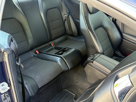 Mercedes-Benz E350 10 of 16