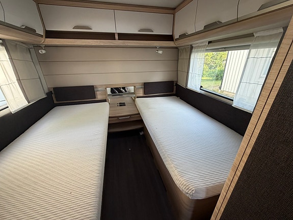 Knaus 580 UE Südwind 60år edition 2 of 8