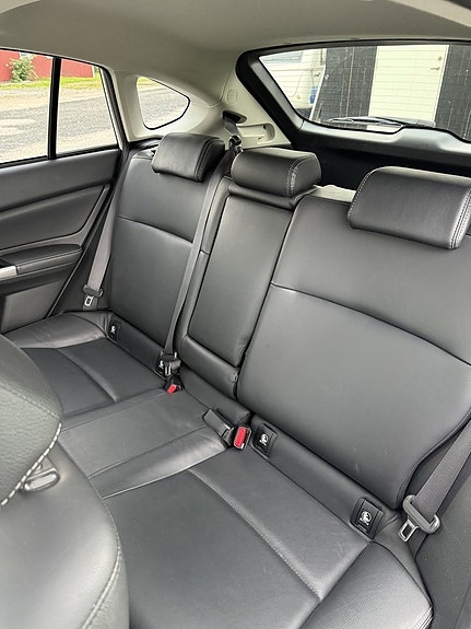 Subaru XV 3 of 5