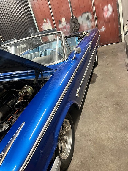 Ford Galaxie 6 of 6