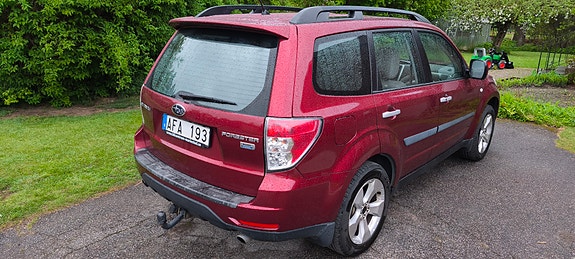 Subaru Forester 3 of 5