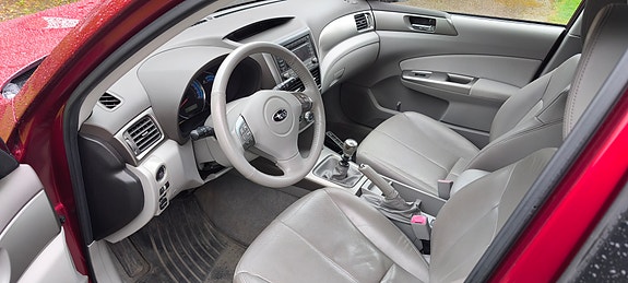 Subaru Forester 4 of 5